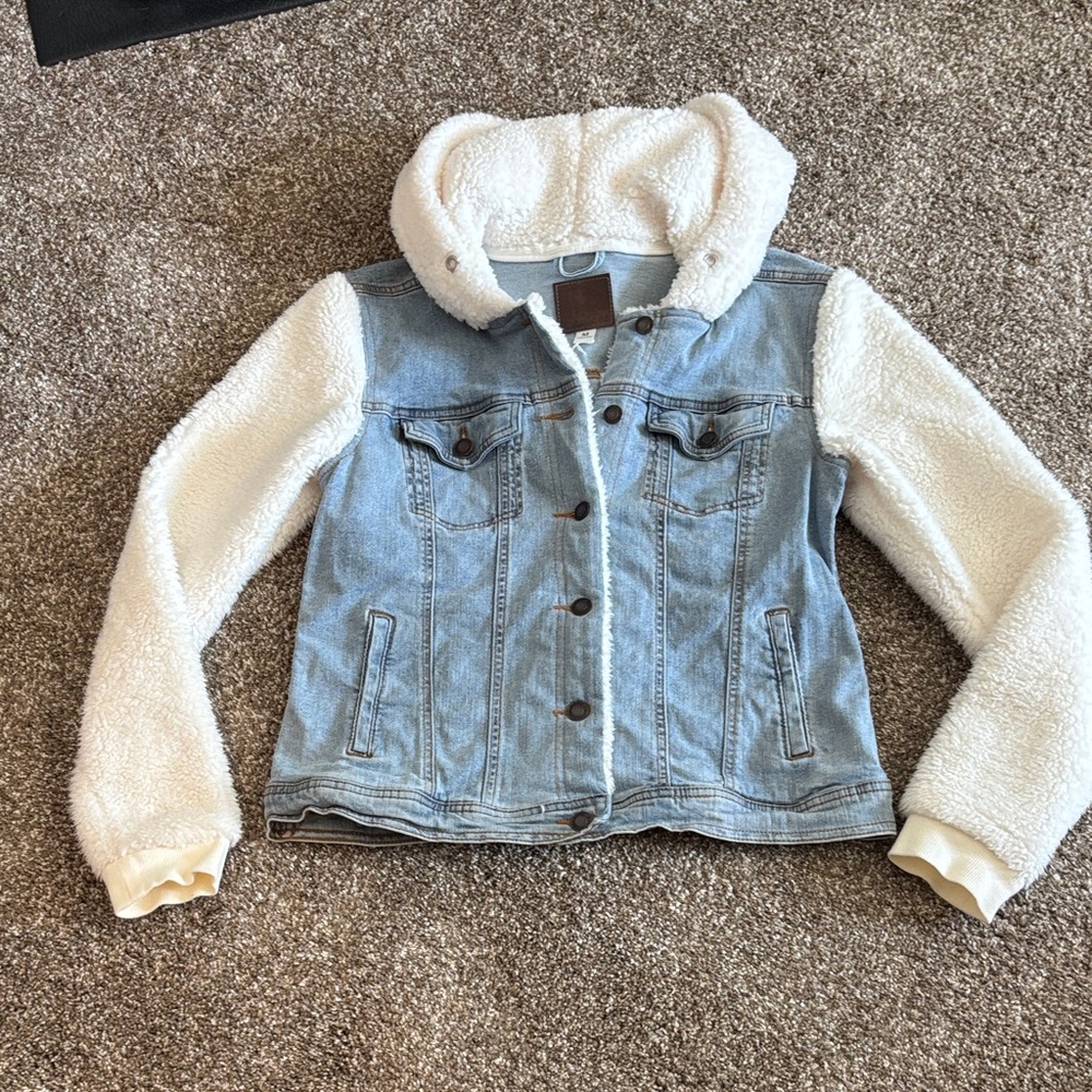 Maurices Light Blue Denim Jacket with White Sherpa Sleeves